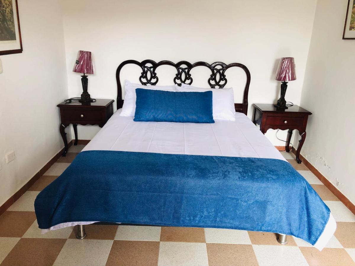 Castillo De Cascadas Finca Hotel Salamina ภายนอก รูปภาพ