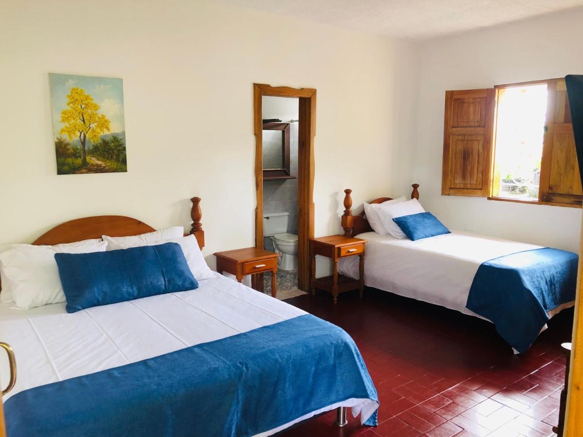 Castillo De Cascadas Finca Hotel Salamina ภายนอก รูปภาพ
