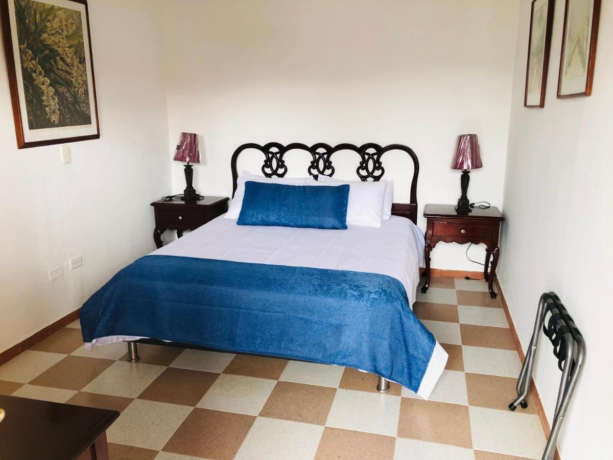 Castillo De Cascadas Finca Hotel Salamina ภายนอก รูปภาพ
