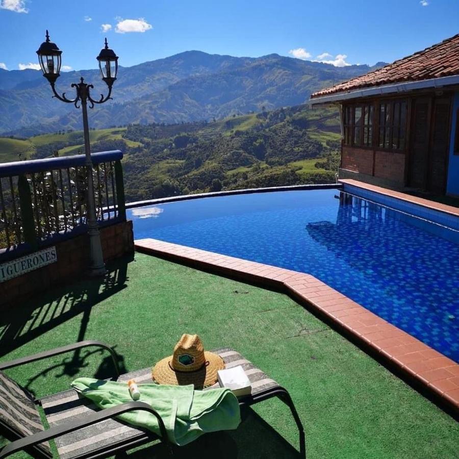 Castillo De Cascadas Finca Hotel Salamina ภายนอก รูปภาพ