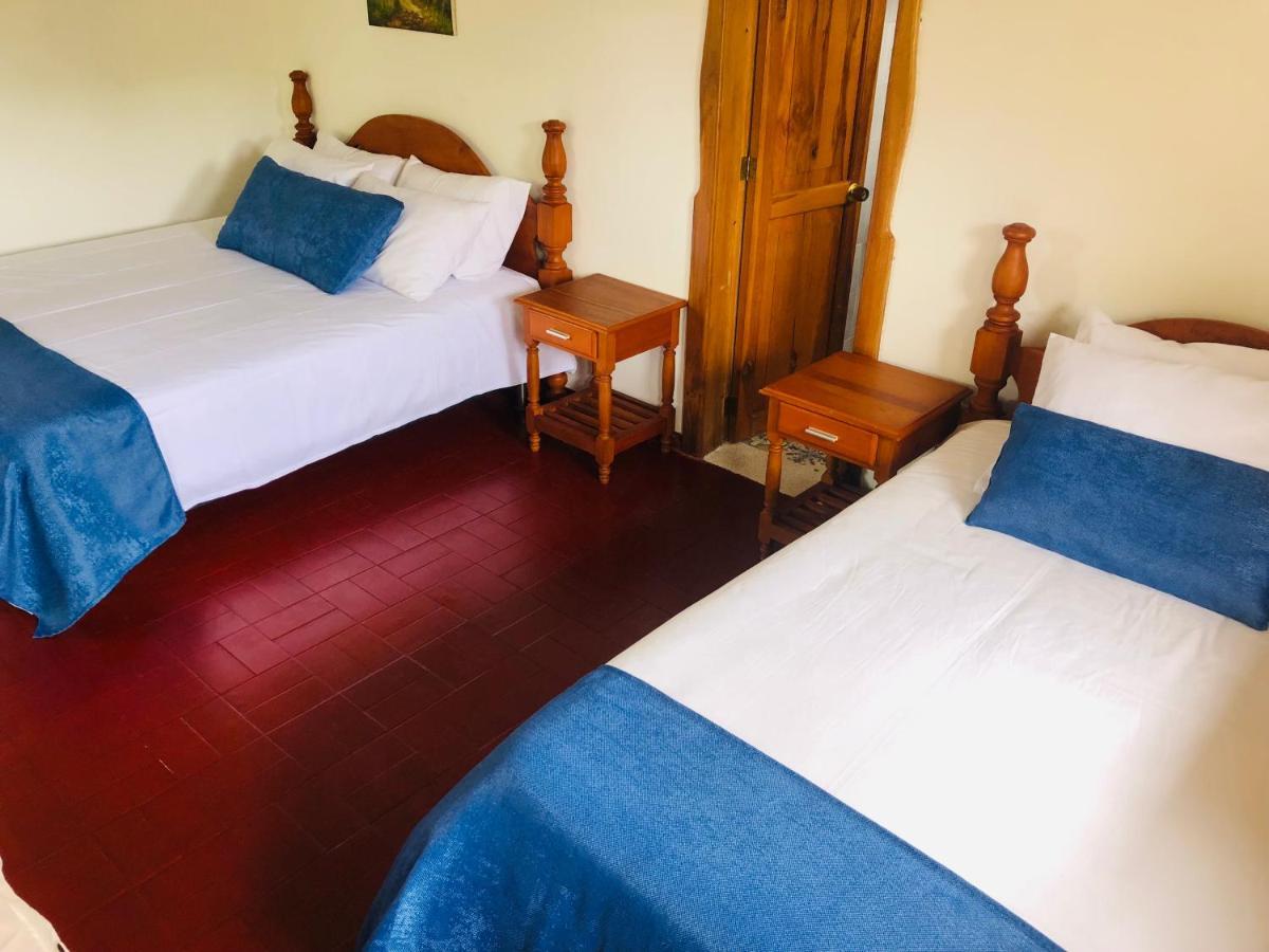 Castillo De Cascadas Finca Hotel Salamina ภายนอก รูปภาพ